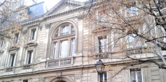 Le médiateur et le politique