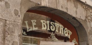 Brève de comptoir : le médiateur professionnel à l’écoute