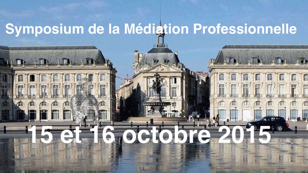 Place_de_la_Bourse_et_le_miroir_d'eau_-_Bordeaux